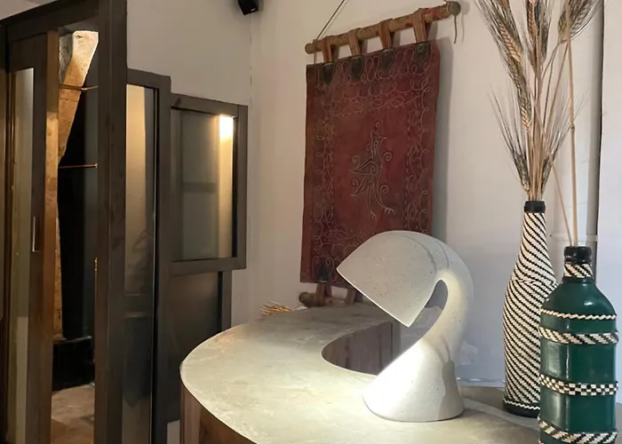 דירה Loft Atypique - Climatise - Hyper Centre - Calme - Petite Terrasse *